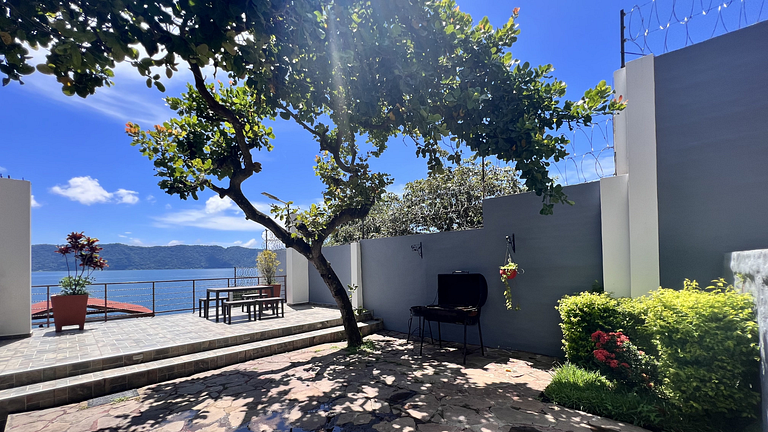Rancho Chanel, Lago de Coatepeque