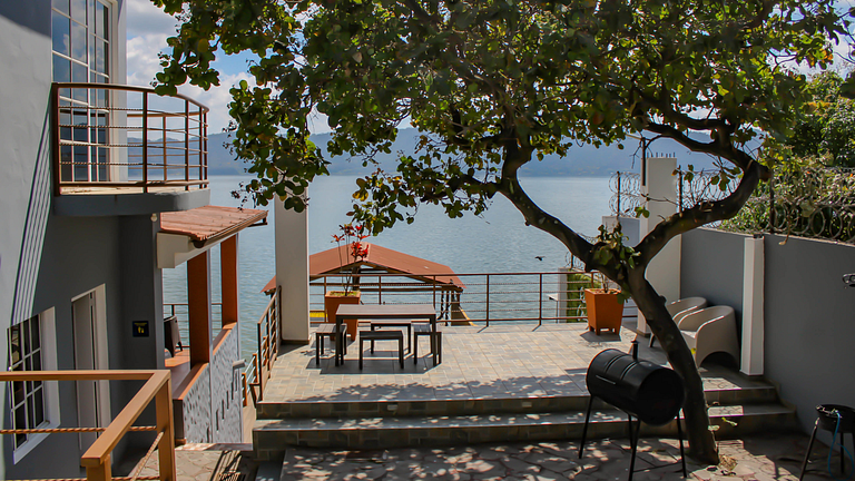 Rancho Chanel, Lago de Coatepeque