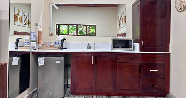 Suite Media Luna Ahuachapán