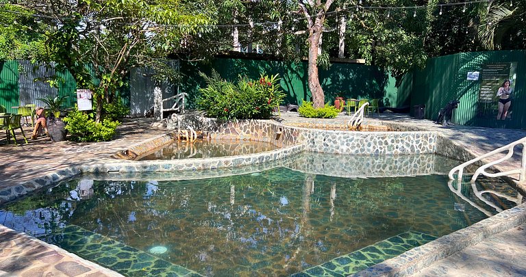 Suite Media Luna Ahuachapán