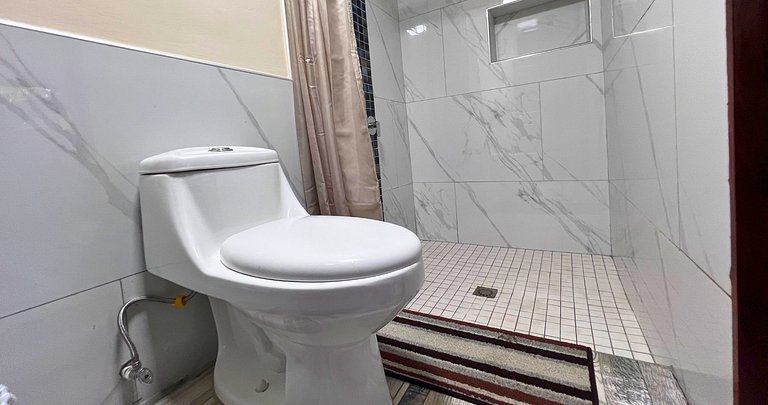 Suite Media Luna Ahuachapán