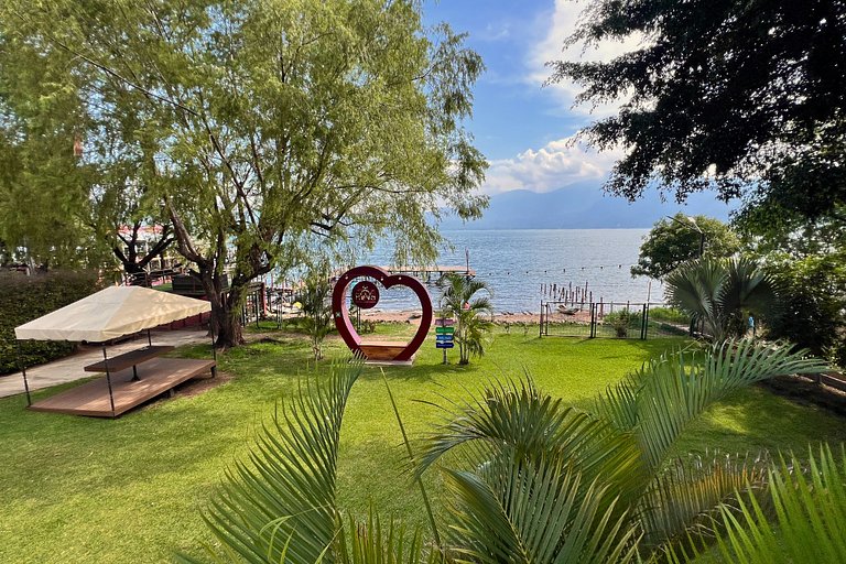 Villa Noelia, Suite Garden, Lago de Coatepeque.