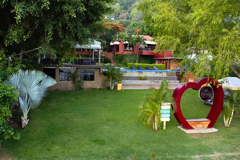 Villa Noelia, Suite Garden, Lago de Coatepeque.